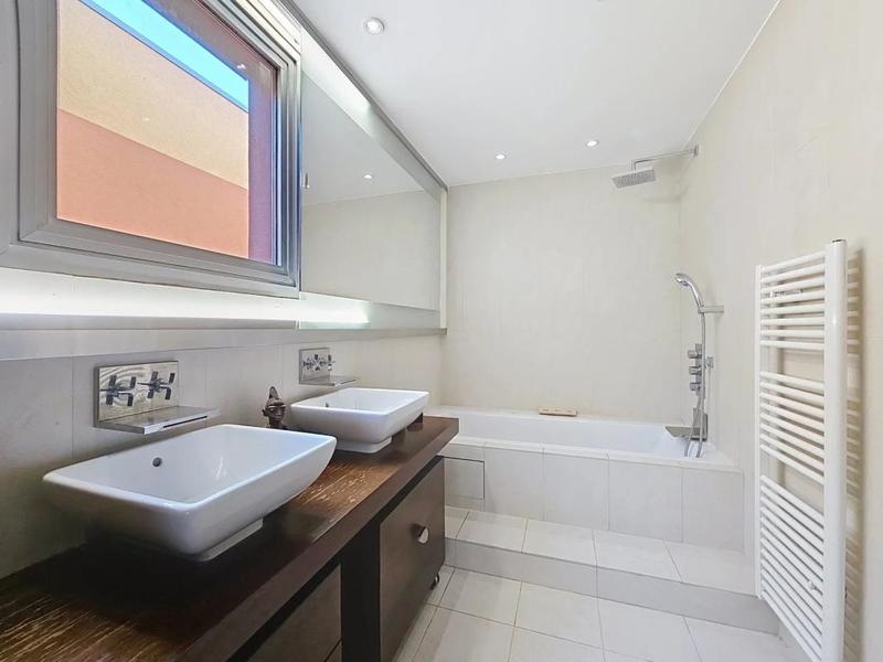 Appartement - 84 m² - 3 pièces