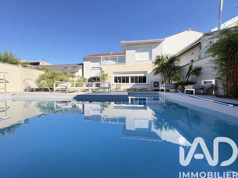 Maison - 193 m² - 7 pièces