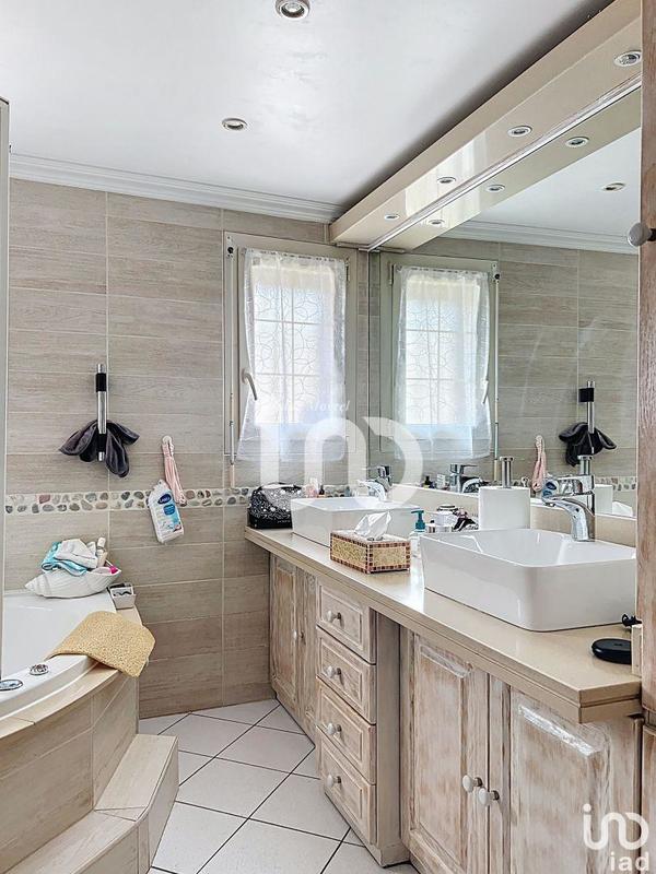 Maison - 112 m² - 6 pièces