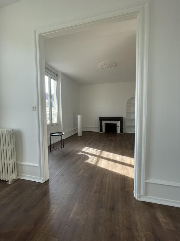 Appartement - 102 m² - 3 pièces