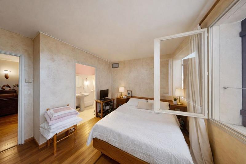 Maison - 209 m² - 6 pièces