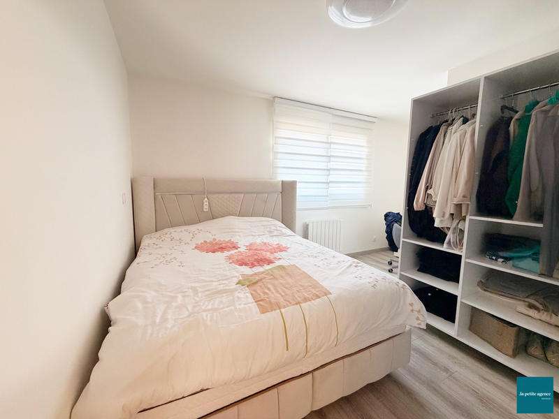 Maison contemporaine - 203 m² - 5 pièces