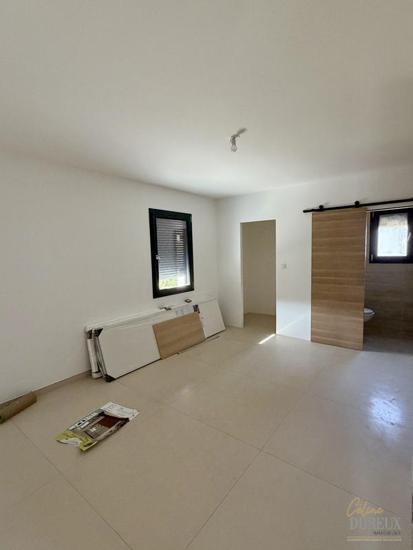 Maison - 120 m² - 4 pièces