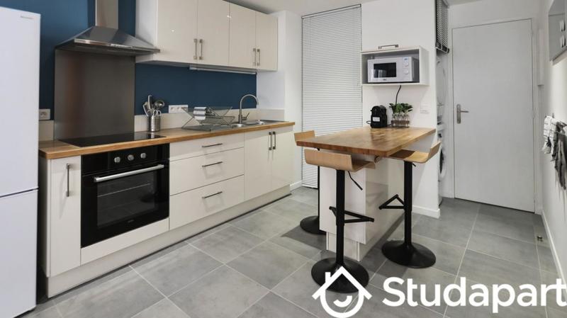 Chambre - 14 m² - 1 pièce