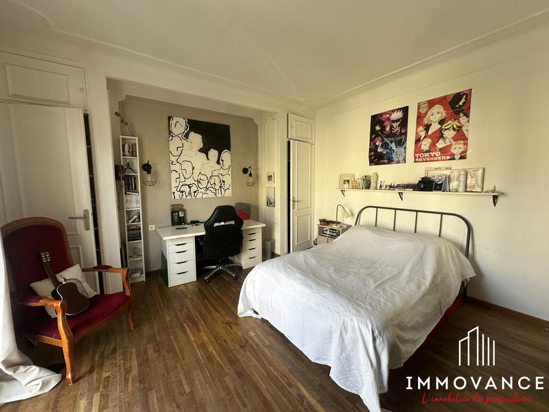 Villa - 225 m² - 8 pièces