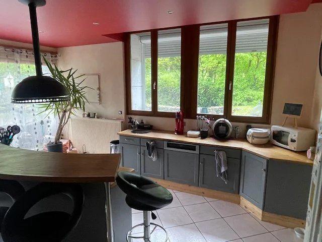 Maison - 318 m² - 7 pièces