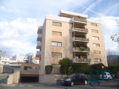 Parking / Garage - 14 m²