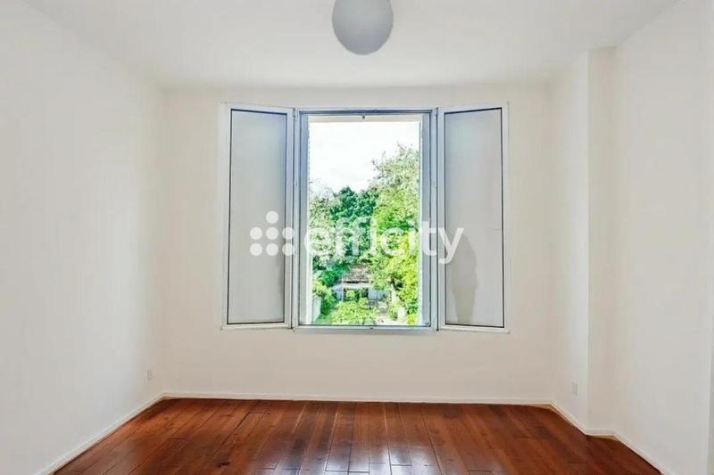 Maison - 142 m² - 7 pièces