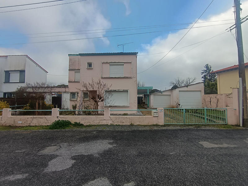 Maison - 83 m² - 4 pièces