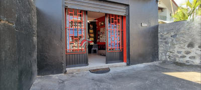 Local commercial - 38 m² - 2 pièces