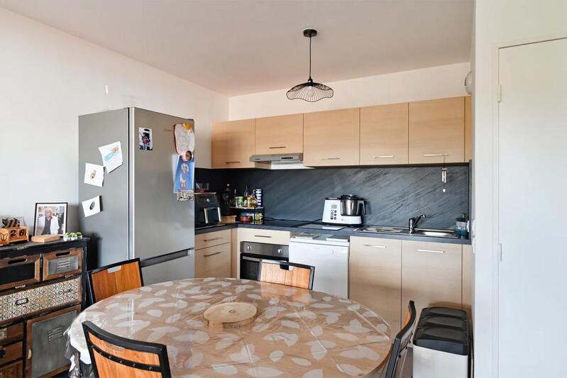 Appartement - 60 m² - 3 pièces