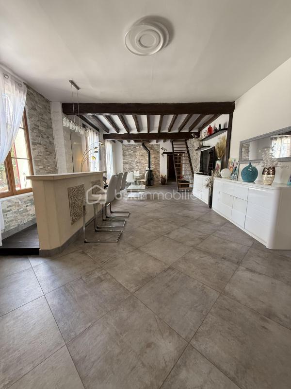 Longère - 185 m² - 8 pièces