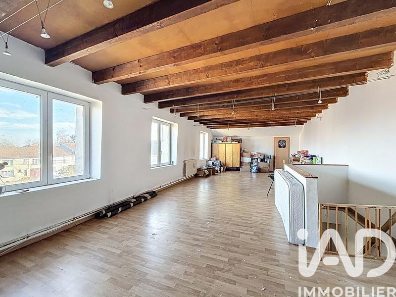 Maison - 204 m² - 6 pièces