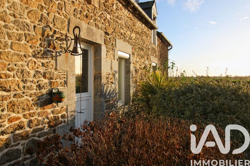 Maison - 177 m² - 8 pièces