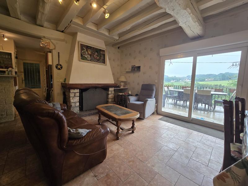 Maison - 105 m² - 4 pièces