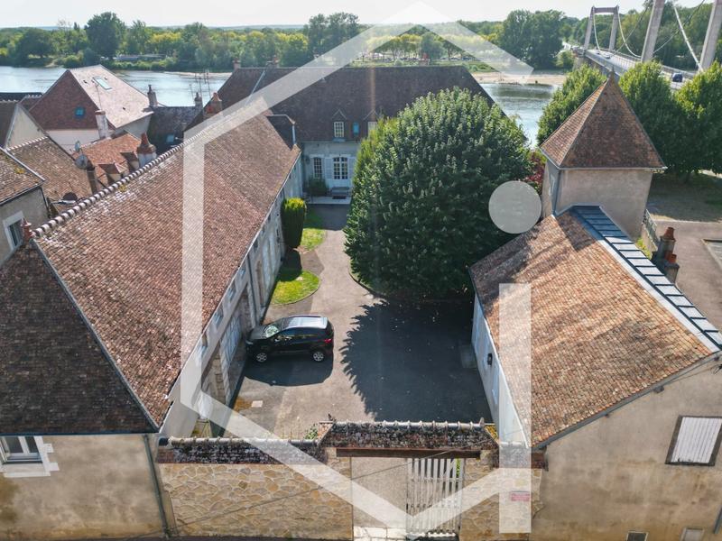 Appartement - 98 m² - 4 pièces