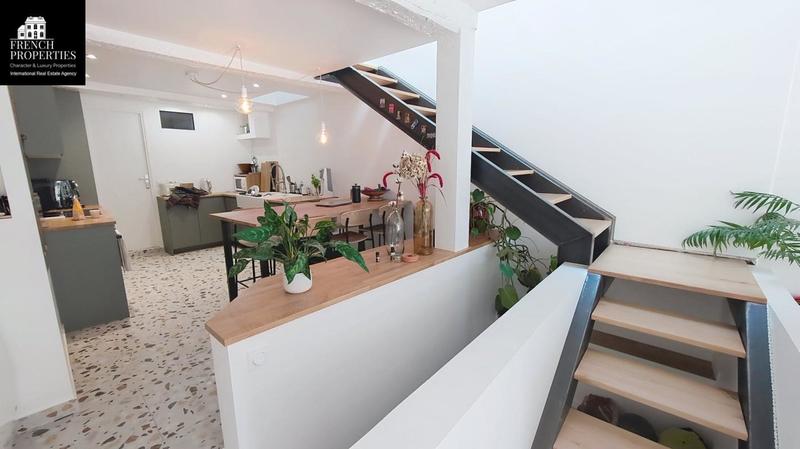 Appartement - 96 m² - 4 pièces