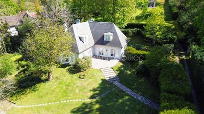 Maison - 175 m² - 7 pièces