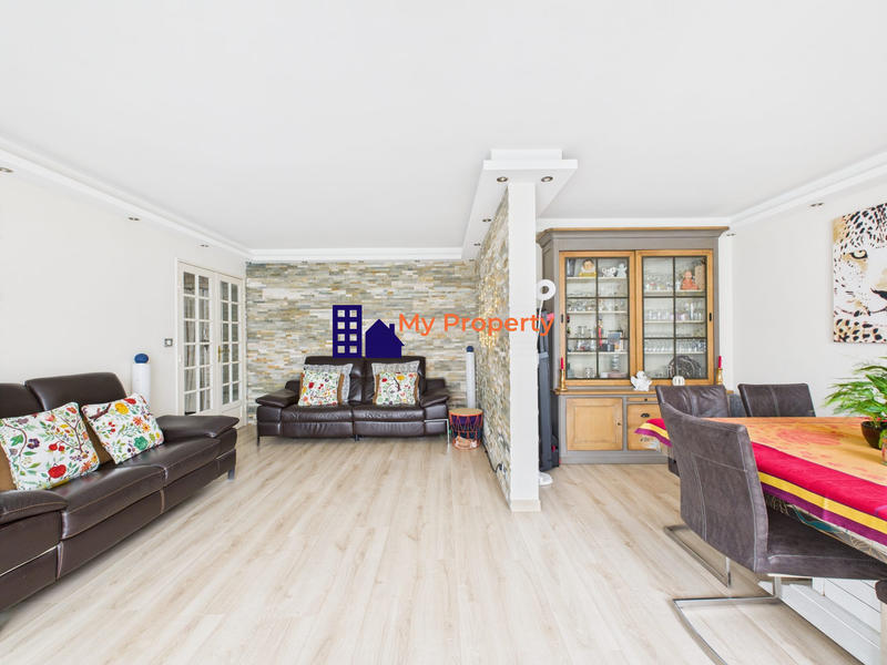 Appartement - 102 m² - 5 pièces