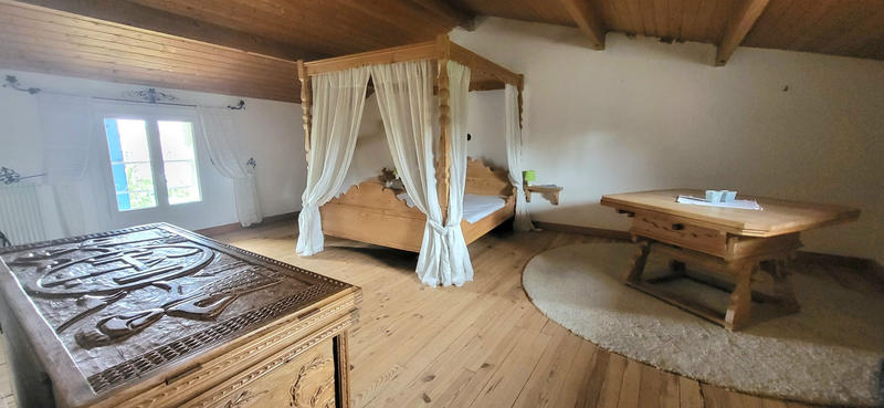 Maison - 210 m² - 5 pièces