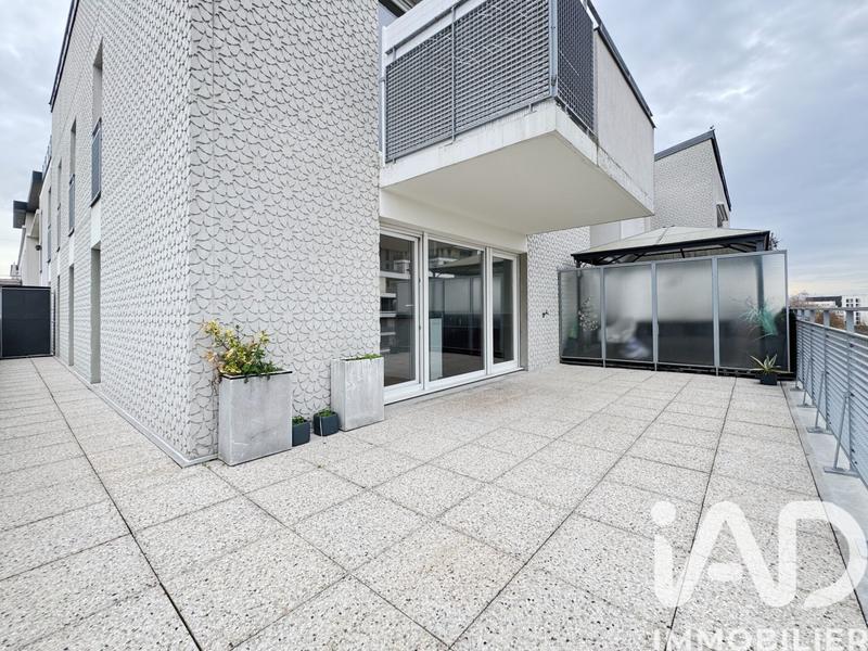 Appartement - 60 m² - 3 pièces