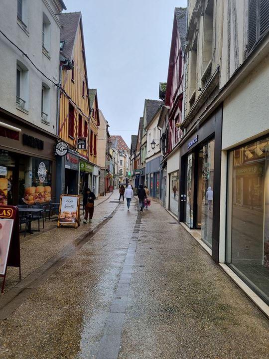 Fonds de commerce - Local commercial - 80 m²