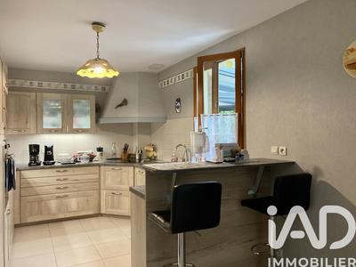 Maison - 142 m² - 6 pièces