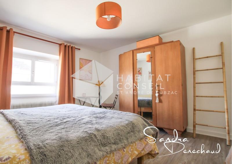 Maison - 228 m² - 9 pièces