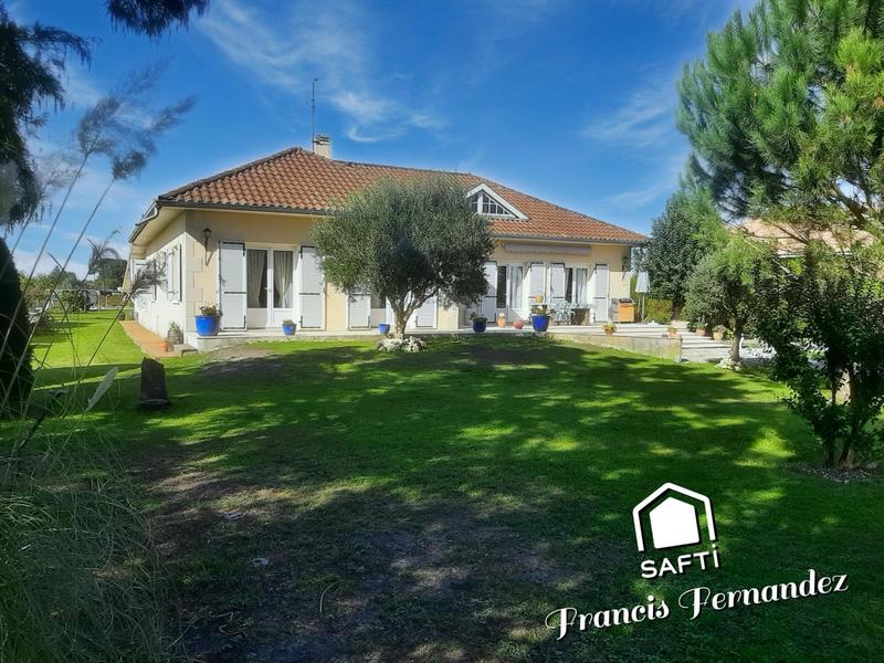 Maison - 159 m² - 6 pièces