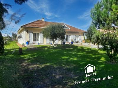 Maison - 159 m² - 6 pièces