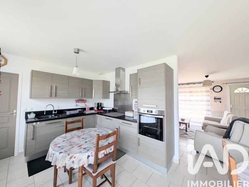 Maison - 95 m² - 5 pièces