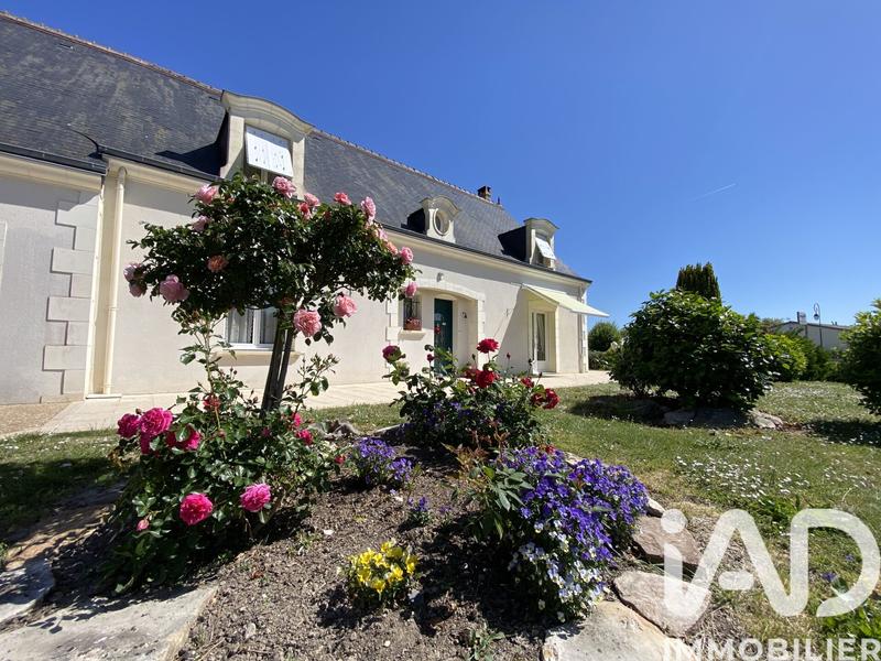 Maison - 185 m² - 8 pièces