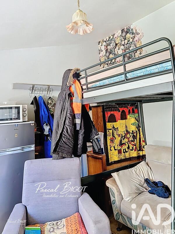 Maison - 265 m² - 9 pièces