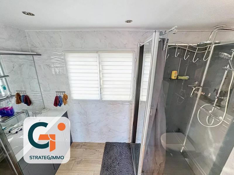 Maison - 100 m² - 6 pièces