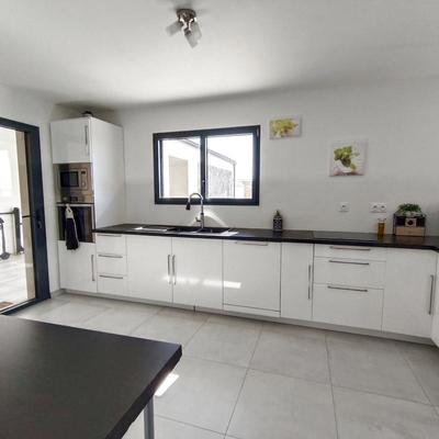 Maison - 131 m² - 8 pièces