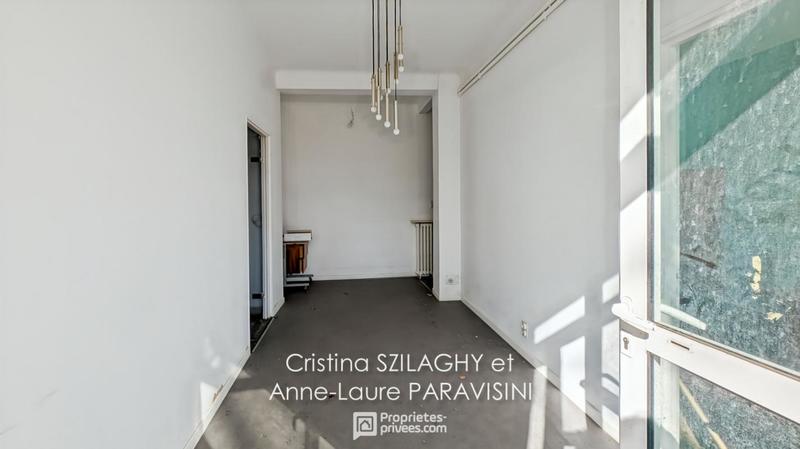 Maison - 210 m² - 10 pièces