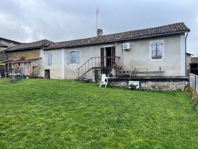 Maison de village - 70 m² - 3 pièces