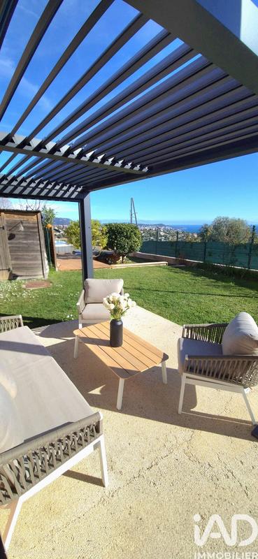 Appartement - 80 m² - 4 pièces