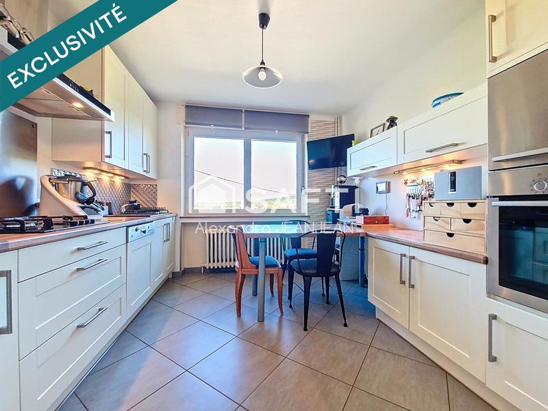 Maison - 122 m² - 5 pièces