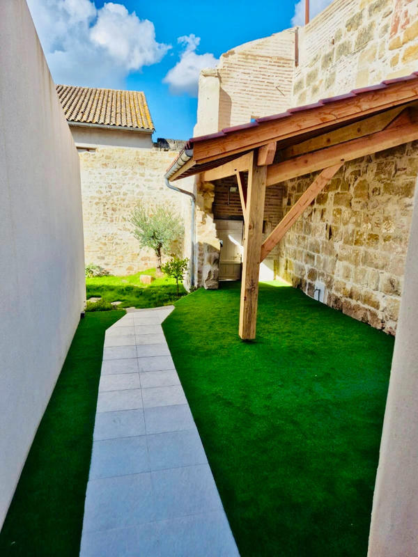 Maison - 140 m² - 5 pièces