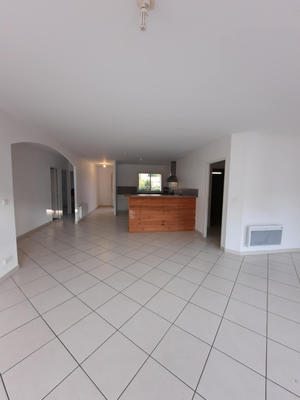 Maison - 115 m² - 4 pièces