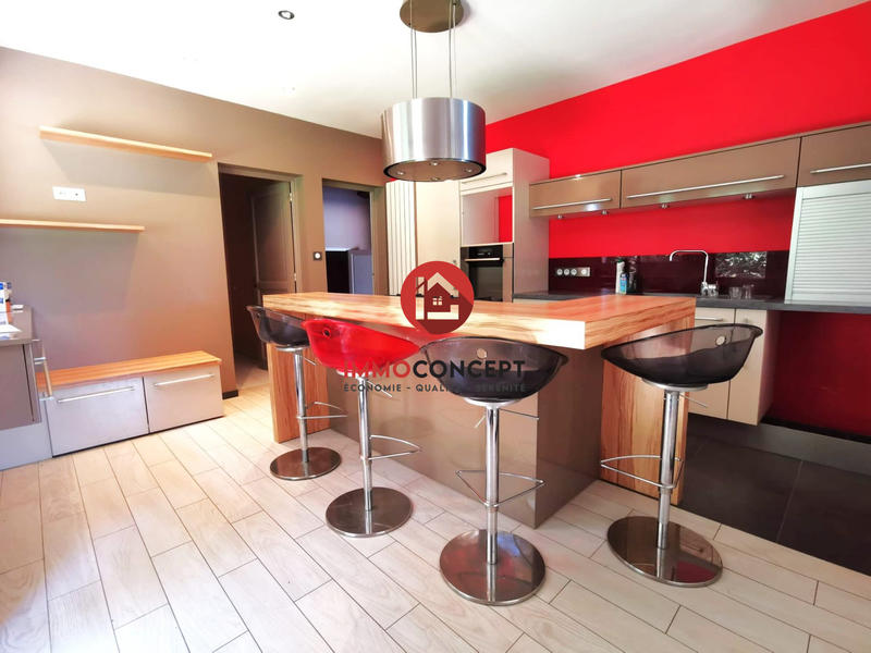 Villa - 176 m² - 7 pièces