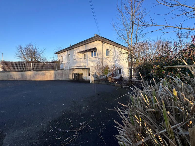 Maison - 140 m² - 6 pièces