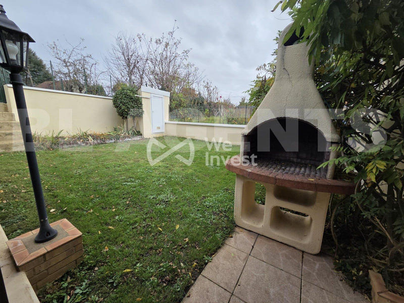 Maison - 202 m² - 8 pièces