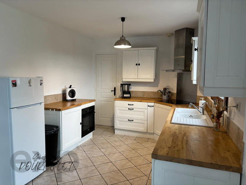 Maison traditionnelle - 124 m² - 7 pièces