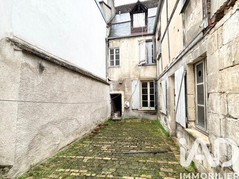 Maison de ville - 202 m² - 8 pièces