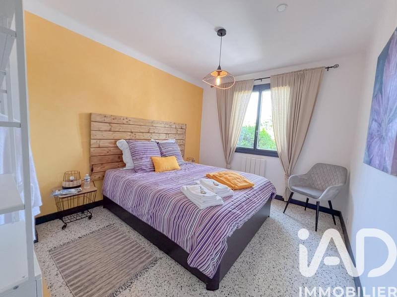 Maison - 204 m² - 9 pièces