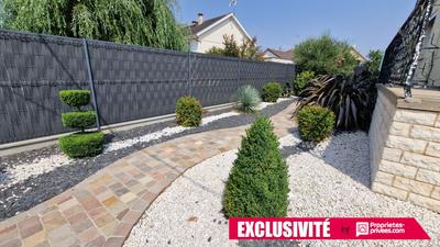 Maison - 171 m² - 7 pièces