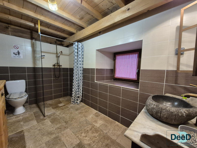 Maison - 140 m² - 4 pièces