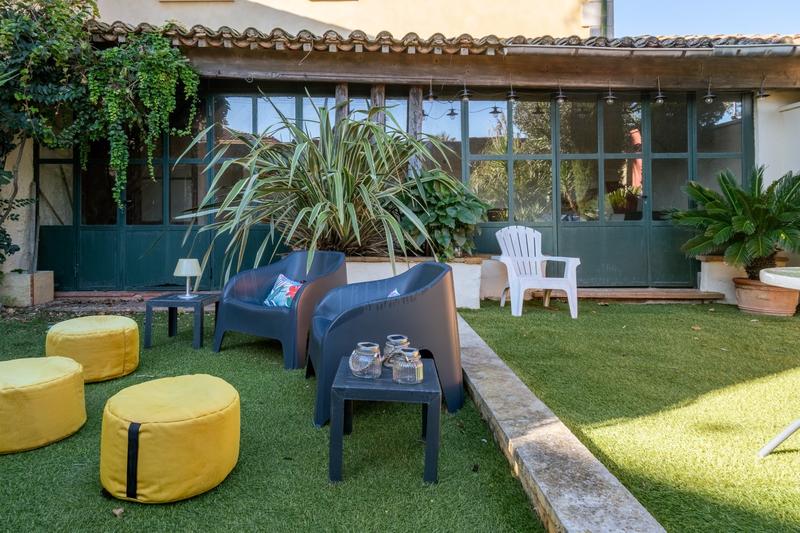 Maison - 550 m² - 10 pièces